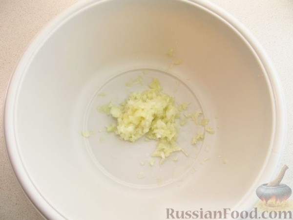 Картофельные драники с курицей, грибами и сыром