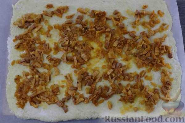 Картофельный рулет с беконом