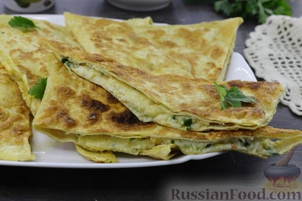 Конвертики из лаваша с сырной начинкой