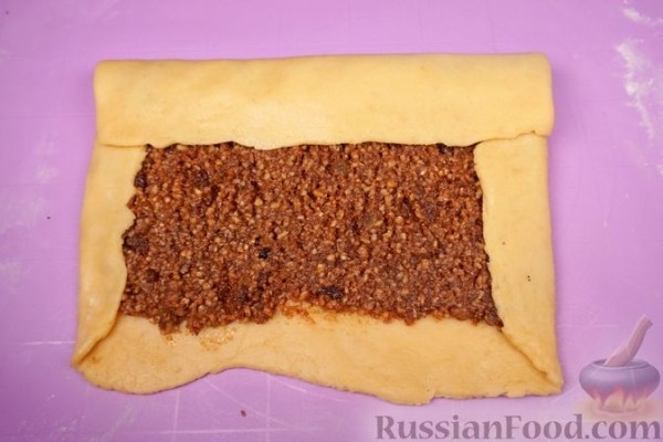Венгерский рулет с орехами (Диош бейгли)
