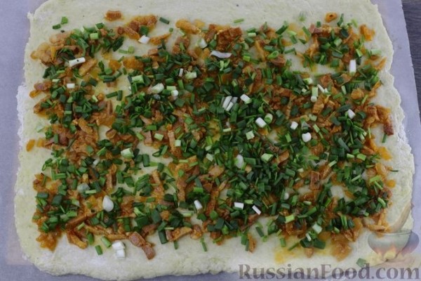 Картофельный рулет с беконом