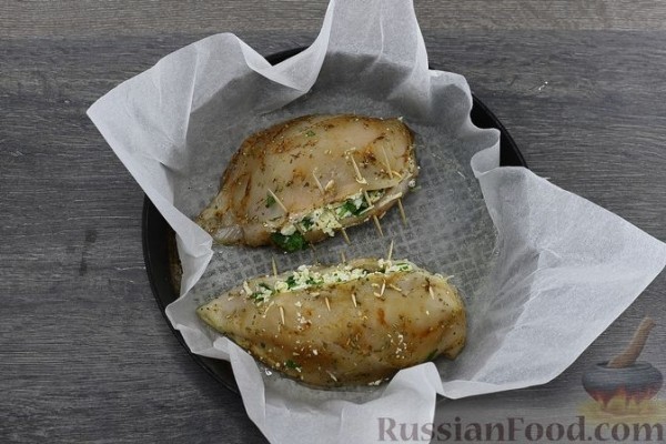 Кармашки из куриного филе с творогом, сыром и шпинатом (на сковороде)