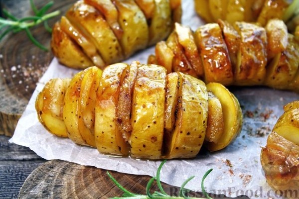 Картофель, запечённый с салом