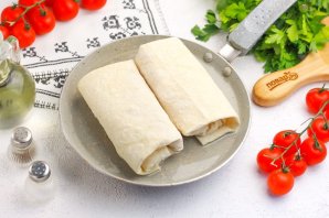 Лаваш с колбасой и сыром