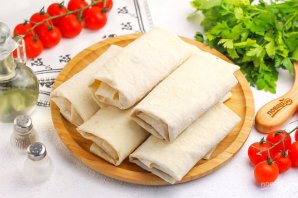 Лаваш с колбасой и сыром