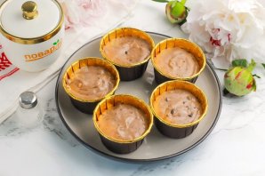 Шоколадные маффины с шоколадной крошкой