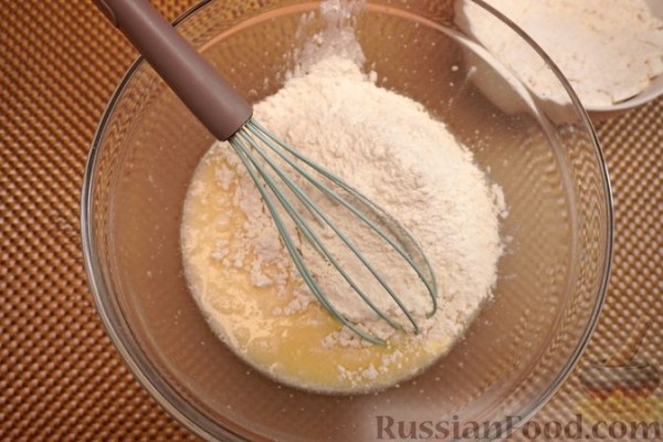Булочки с яблоками и изюмом, из дрожжевого теста "Водолаз"