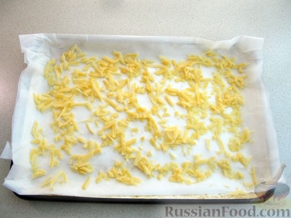 Запечённая молодая картошка с сыром