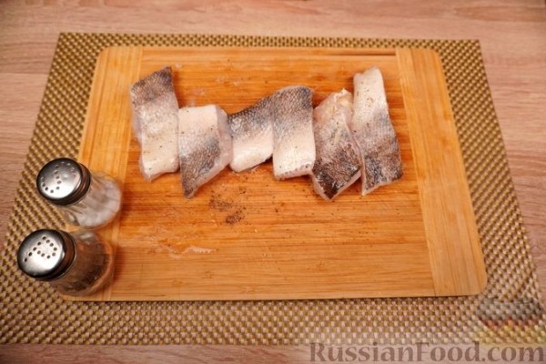 Жареная рыба с соусом "Саворо"