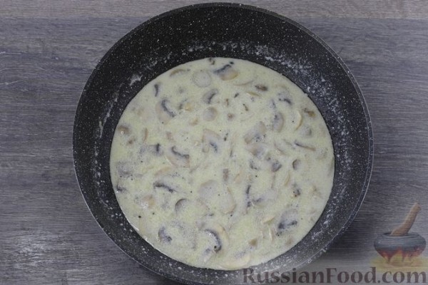 Куриные тефтели в грибном соусе