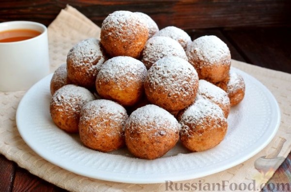 Творожные пончики с маком