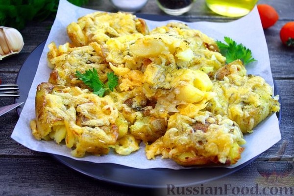 Запечённая молодая картошка с сыром