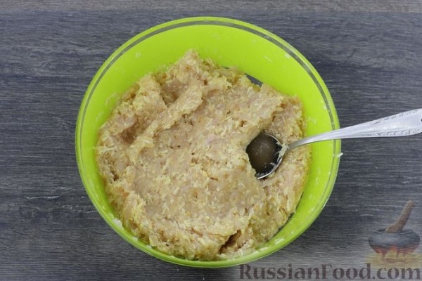 Куриные тефтели в грибном соусе