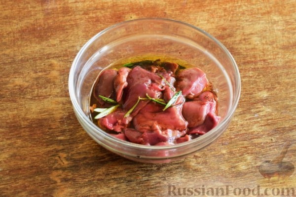 Салат с печенью и грейпфрутом