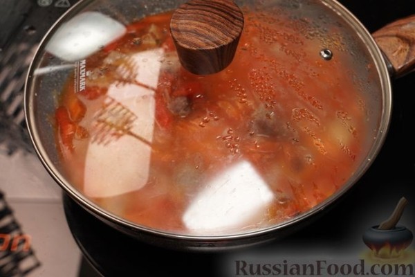 Кускус с овощами и мясом, на сковороде