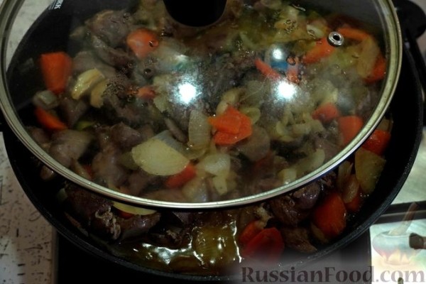 Рулет из блинного теста, с паштетом (в духовке)