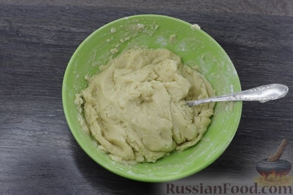 Постный тёртый пирог с малиной