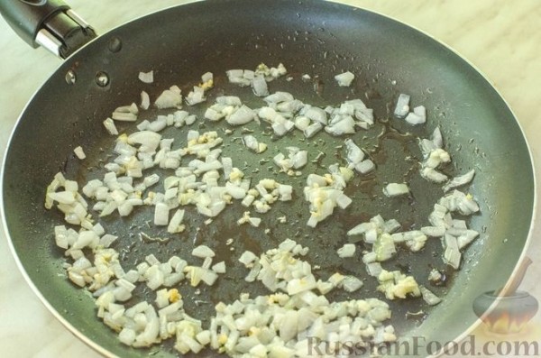 Рулет из кабачков с куриным фаршем и сыром