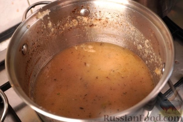 Домашние колбаски (купаты) в пиве, с шалотом и чесноком