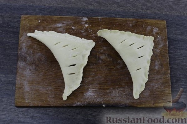 Слоёные пирожки с повидлом