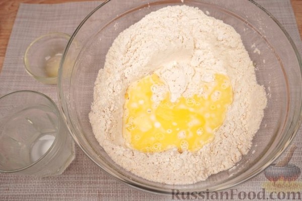 Маковый рулет с орехами