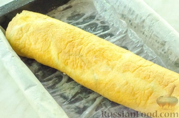 Рулет из кабачков с куриным фаршем и сыром