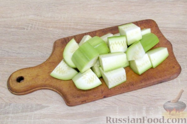 Курица с кабачками в духовке