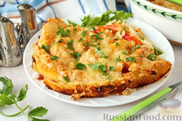Картофель, запечённый в кефире с сыром