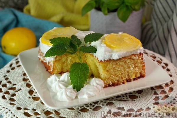 Лимонный равани с белковым кремом
