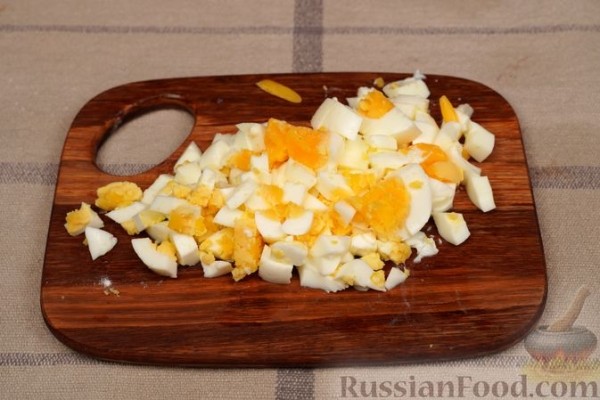 Бездрожжевые пирожки с яйцом и зелёным луком (в духовке)