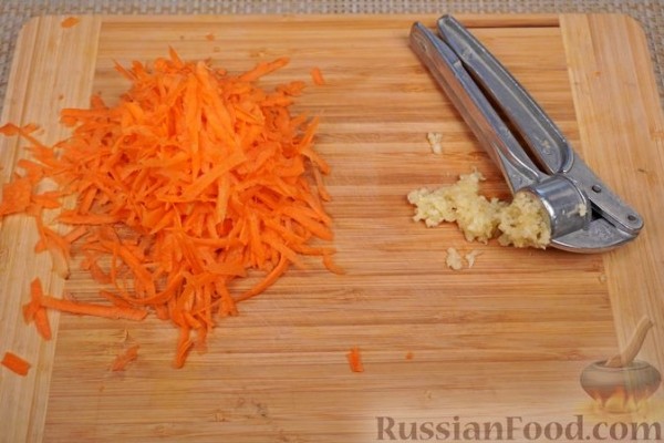 Овощные палочки из кабачков, с овсяной мукой и сыром