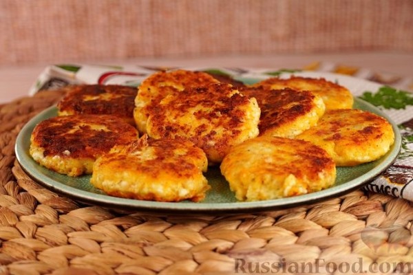 Сырники с морковью и сулугуни