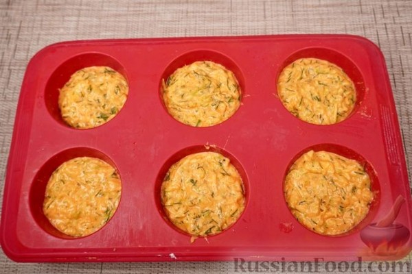 Кабачковые маффины с сыром