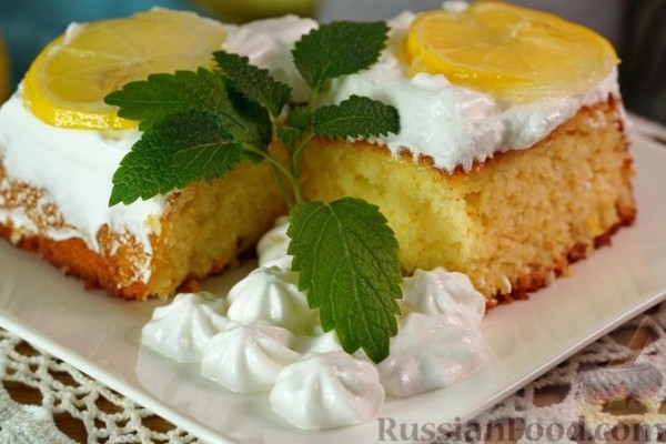 Лимонный равани с белковым кремом