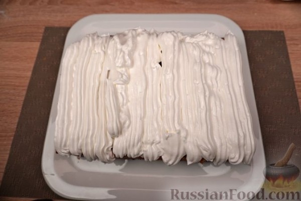 Лимонный равани с белковым кремом