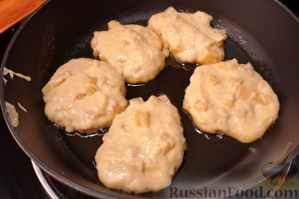 Ананасовые дрожжевые оладьи