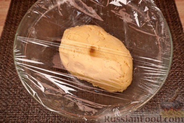 Вишнёвый пирог c решёткой