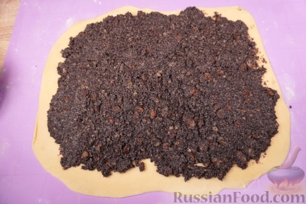 Польский маковец (дрожжевой рулет с маком)