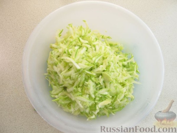Запеканка из кабачков с сыром