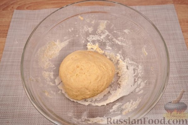 Маковый рулет с орехами