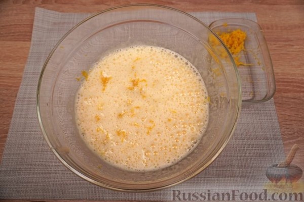 Лимонный равани с белковым кремом