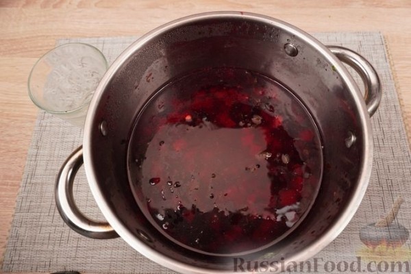 Польский холодник с телятиной