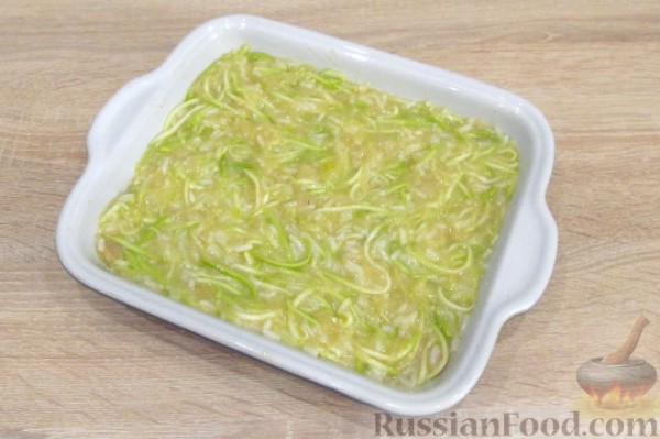 Запеканка из кабачков с курицей и рисом