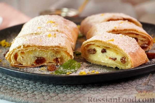 Ретеш (венгерский штрудель) с творогом