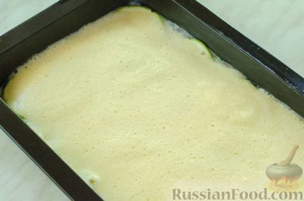 Рулет из кабачков с куриным фаршем и сыром