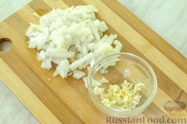 Рулет из кабачков с куриным фаршем и сыром