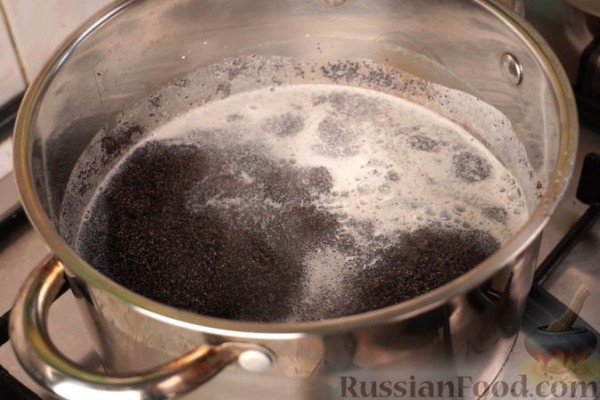 Польский маковец (дрожжевой рулет с маком)