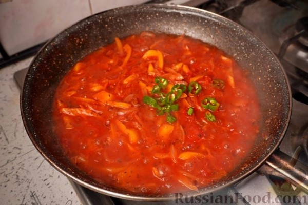 Гаридес саганаки (креветки в томатном соусе)