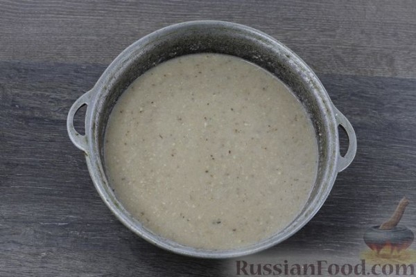 Суп-пюре из цветной капусты и фасоли, с грецкими орехами