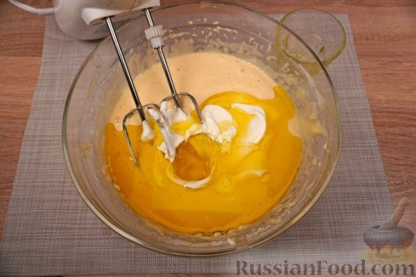 Лимонный равани с белковым кремом